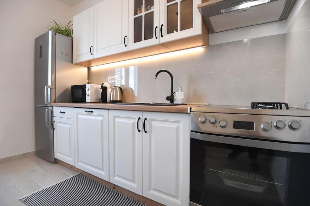 Apartman Ilijana 扎达尔 外观 照片